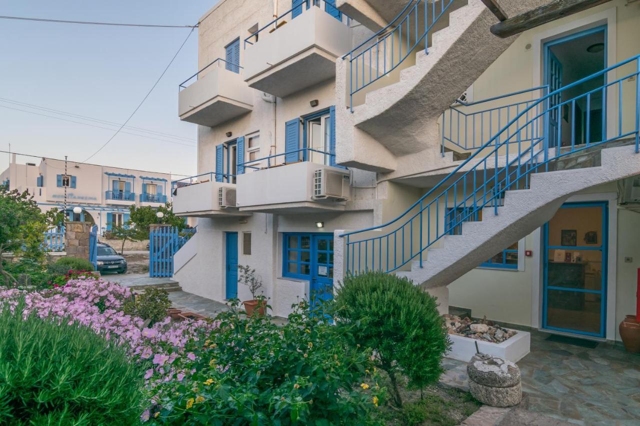 Tilemachos Rooms & Studios Adámasz Kültér fotó